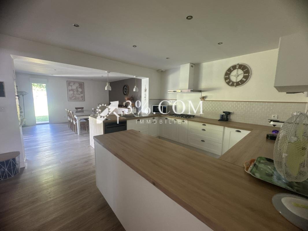 Maison à vendre, 140m², Famars