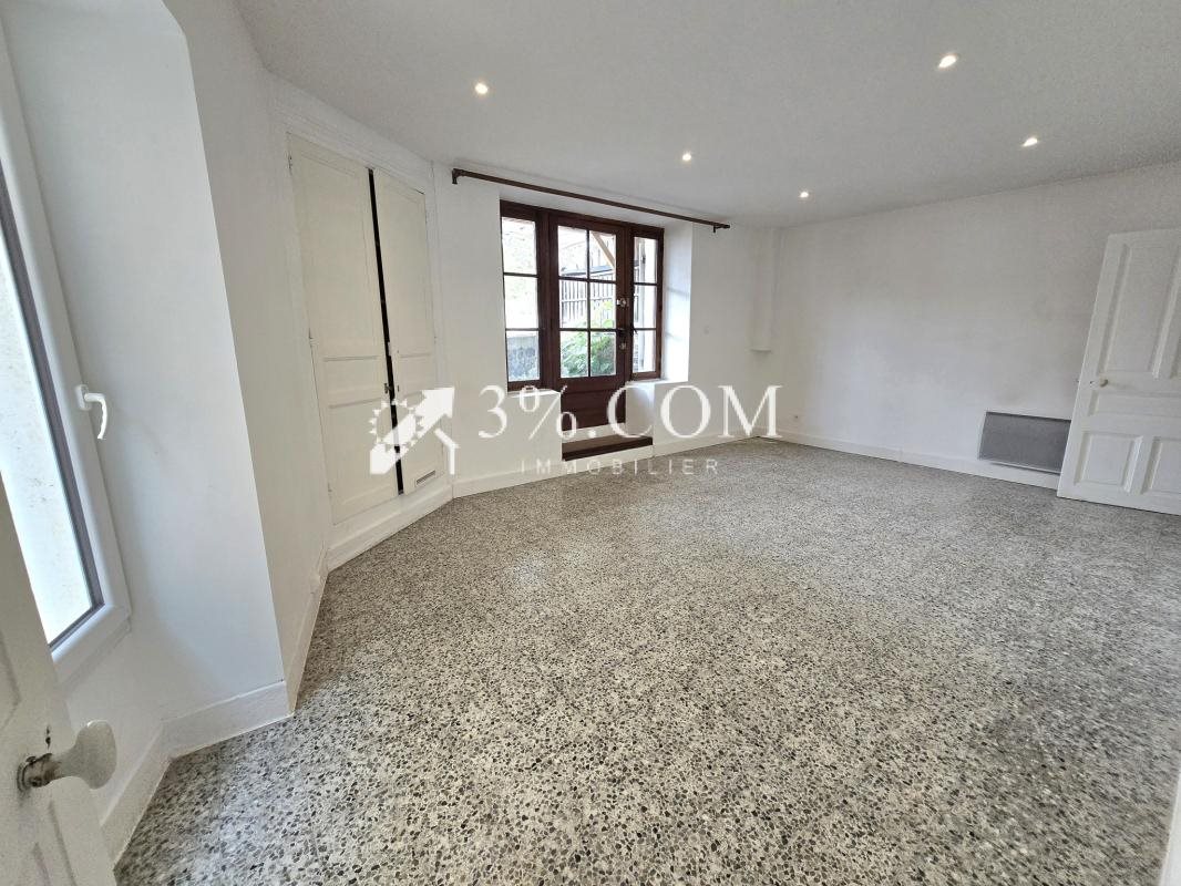 Maison à vendre, 160m², Alboussière