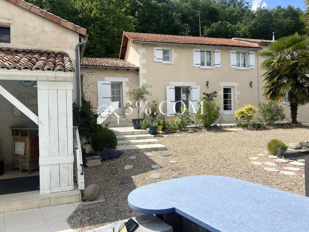 Maison à vendre, 138m², Bonnes