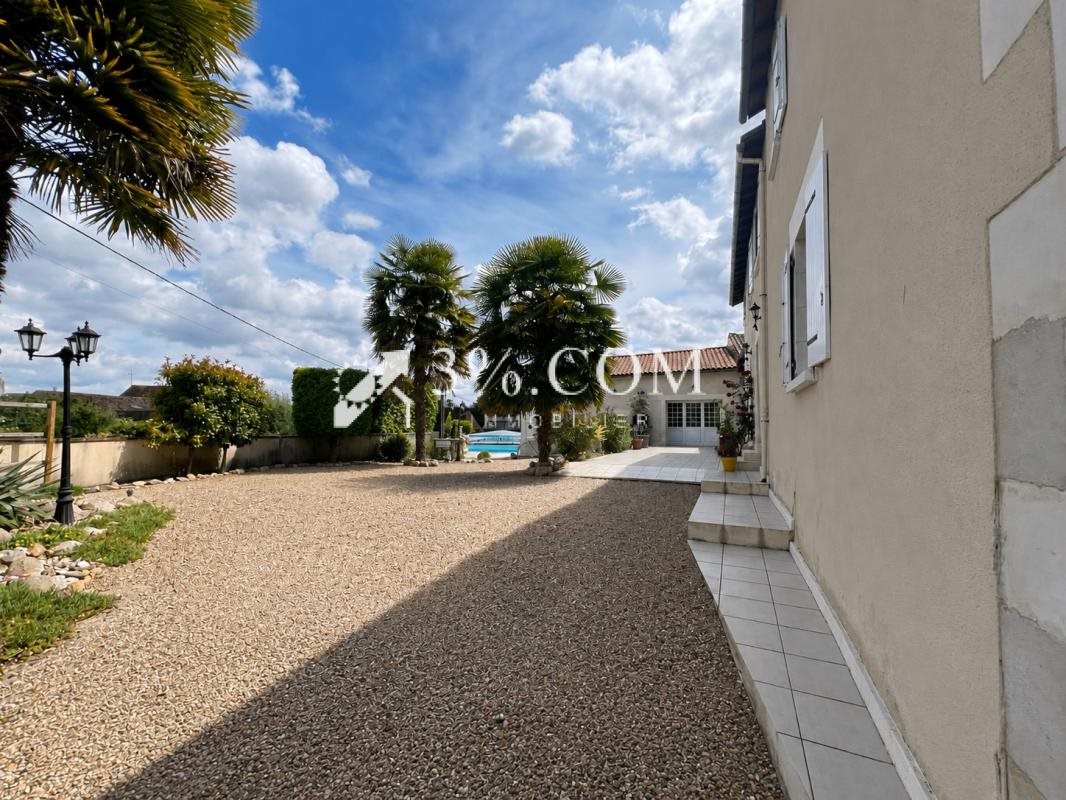 Maison à vendre, 138m², Bonnes
