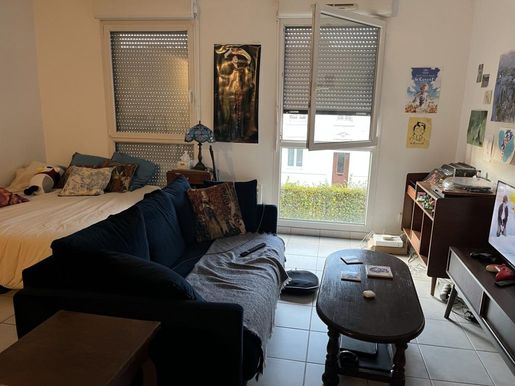 Advert pic 0
