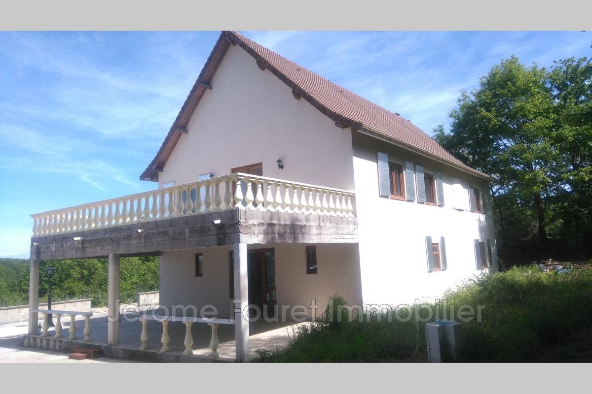 Maison à vendre, 900m², Saint-Merd-de-Lapleau