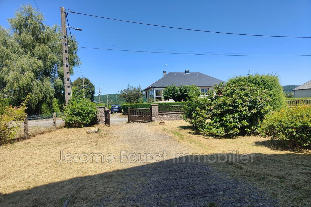 Maison à vendre, 126m², Saint-Yrieix-le-Déjalat