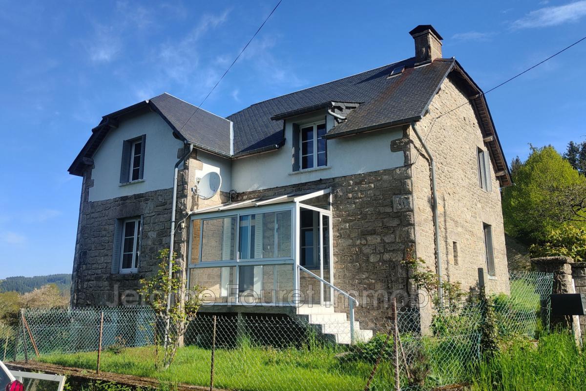 Maison à vendre, 143m², Saint-Yrieix-le-Déjalat