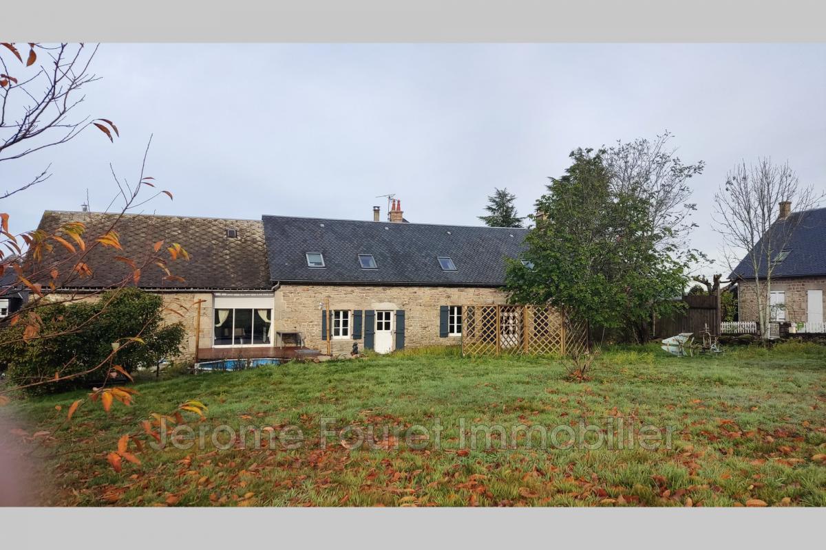 Maison à vendre, 256m², Saint-Yrieix-le-Déjalat