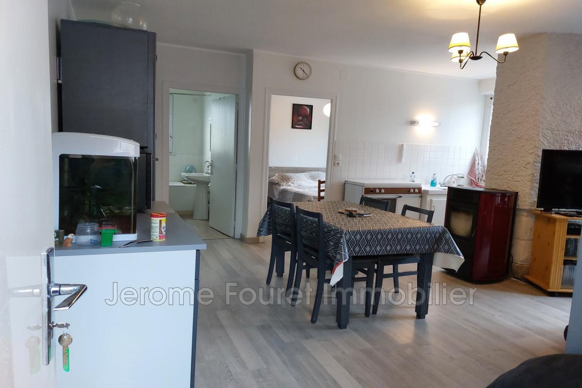 Appartement à louer, 38m², Saint-Priest-de-Gimel