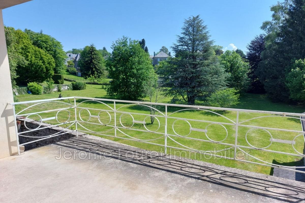 Appartement à louer, 100m², Égletons