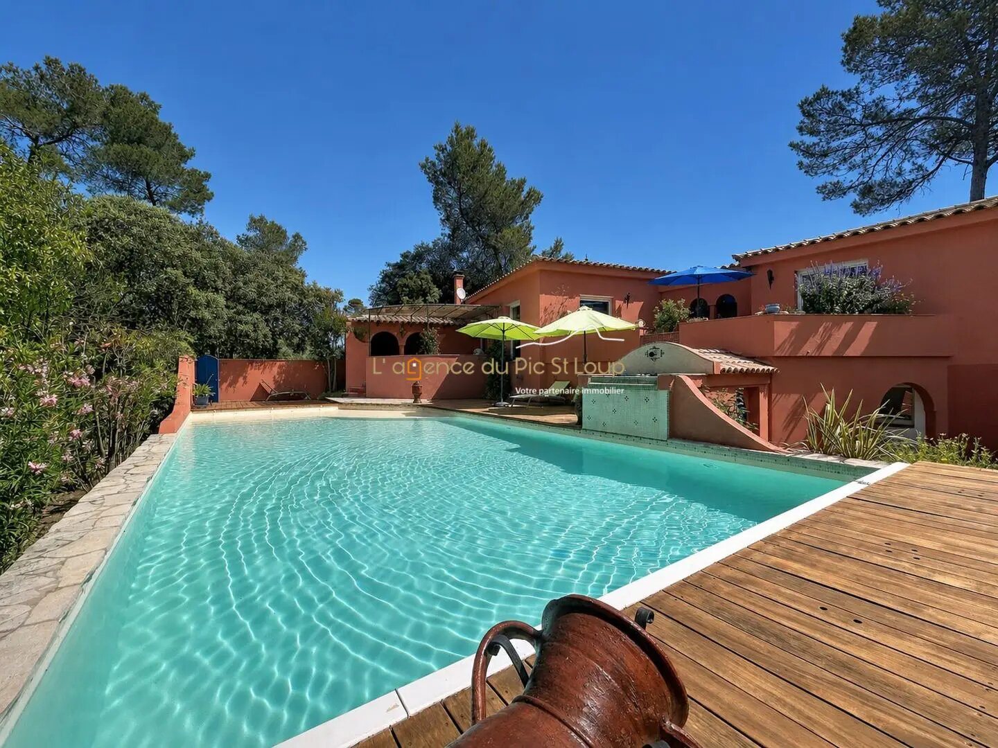 Maison à vendre, 221m², Saint-Clément-de-Rivière