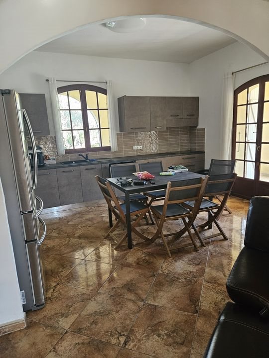 Appartement à louer, 125m², Borgo