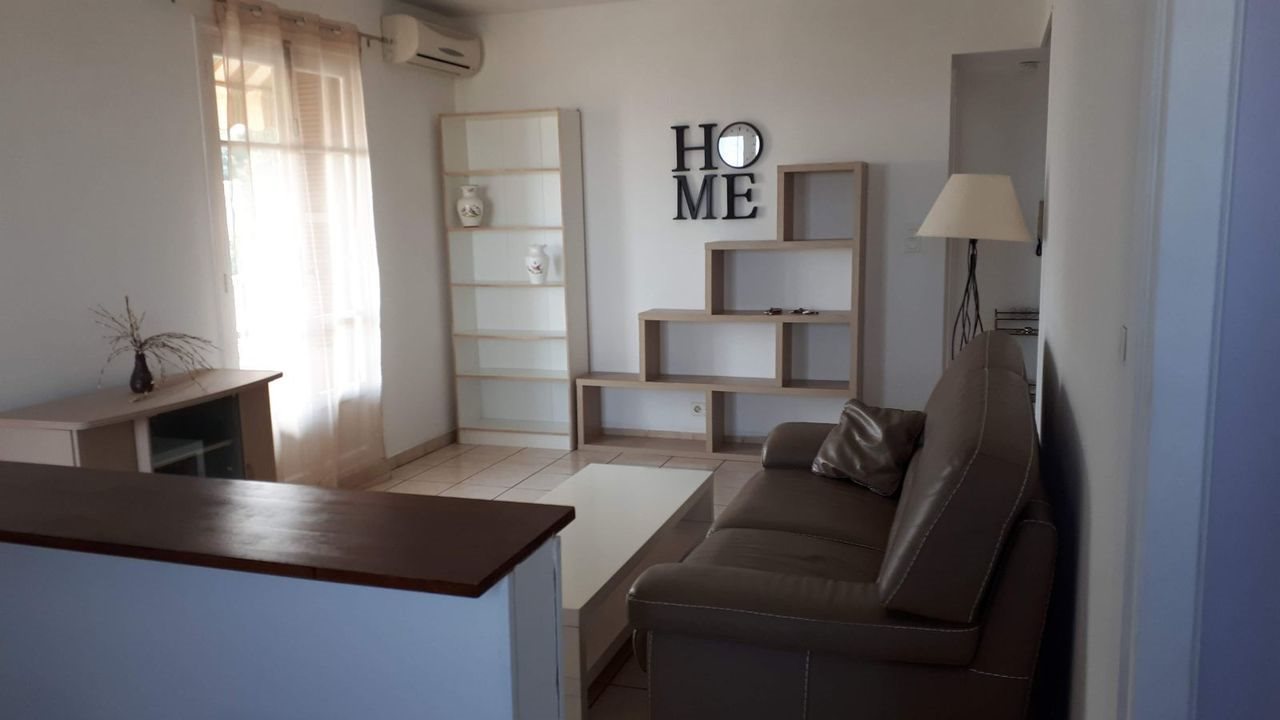 Appartement à louer, 55m², Bastia
