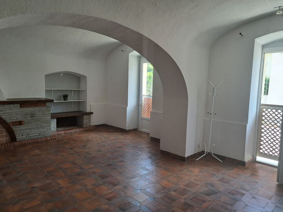 Appartement à louer, 73m², Brando