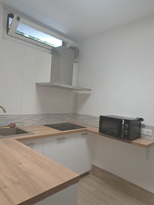 Appartement à louer, 73m², Brando