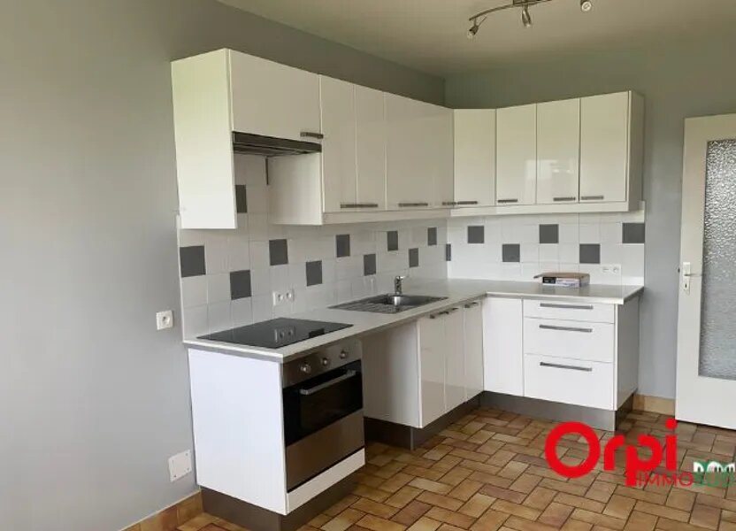 Appartement à louer, 70m², Camon