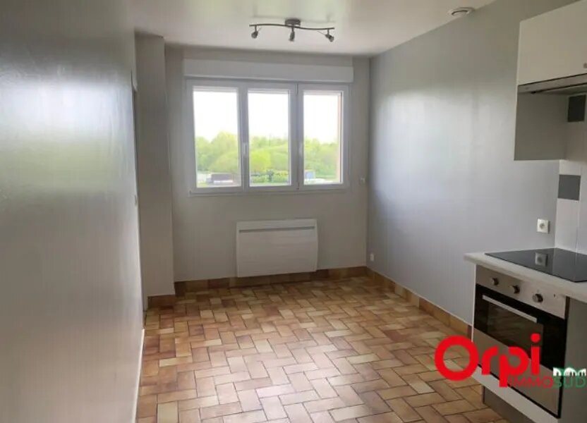 Appartement à louer, 70m², Camon