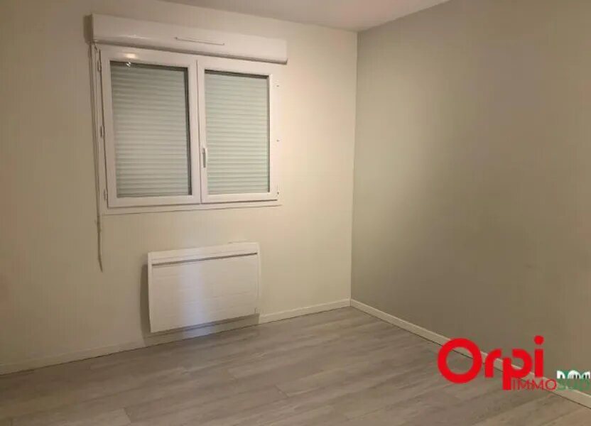 Appartement à louer, 70m², Camon