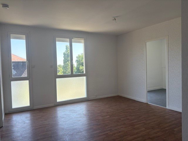 Appartement à louer, 50m², La Châtre