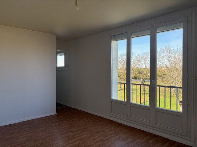 Appartement à louer, 56m², La Châtre