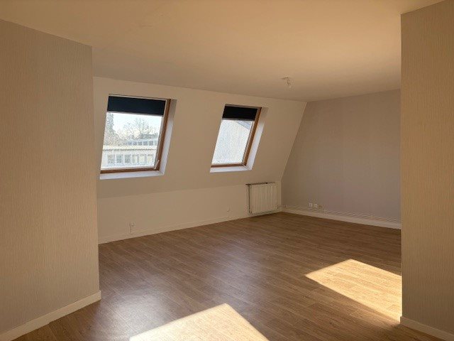 Appartement à louer, 68m², La Châtre