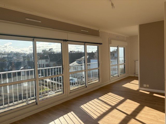 Appartement à louer, 104m², La Châtre