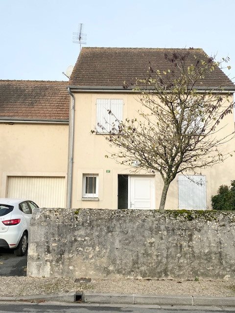 Maison à louer, 82m², Douadic