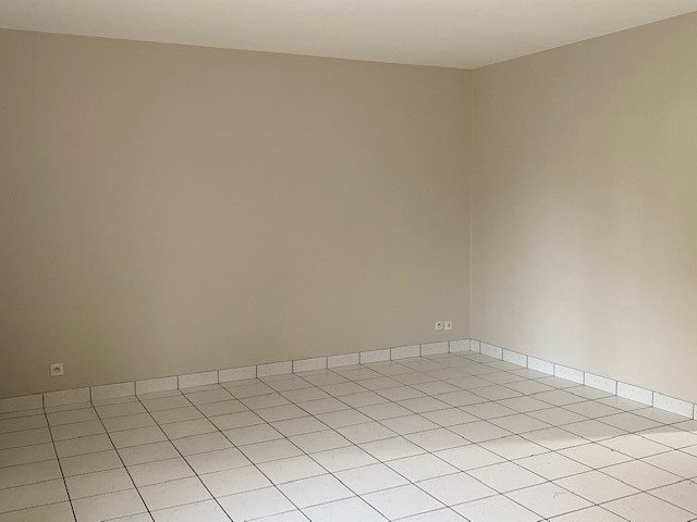 Maison à louer, 82m², Douadic