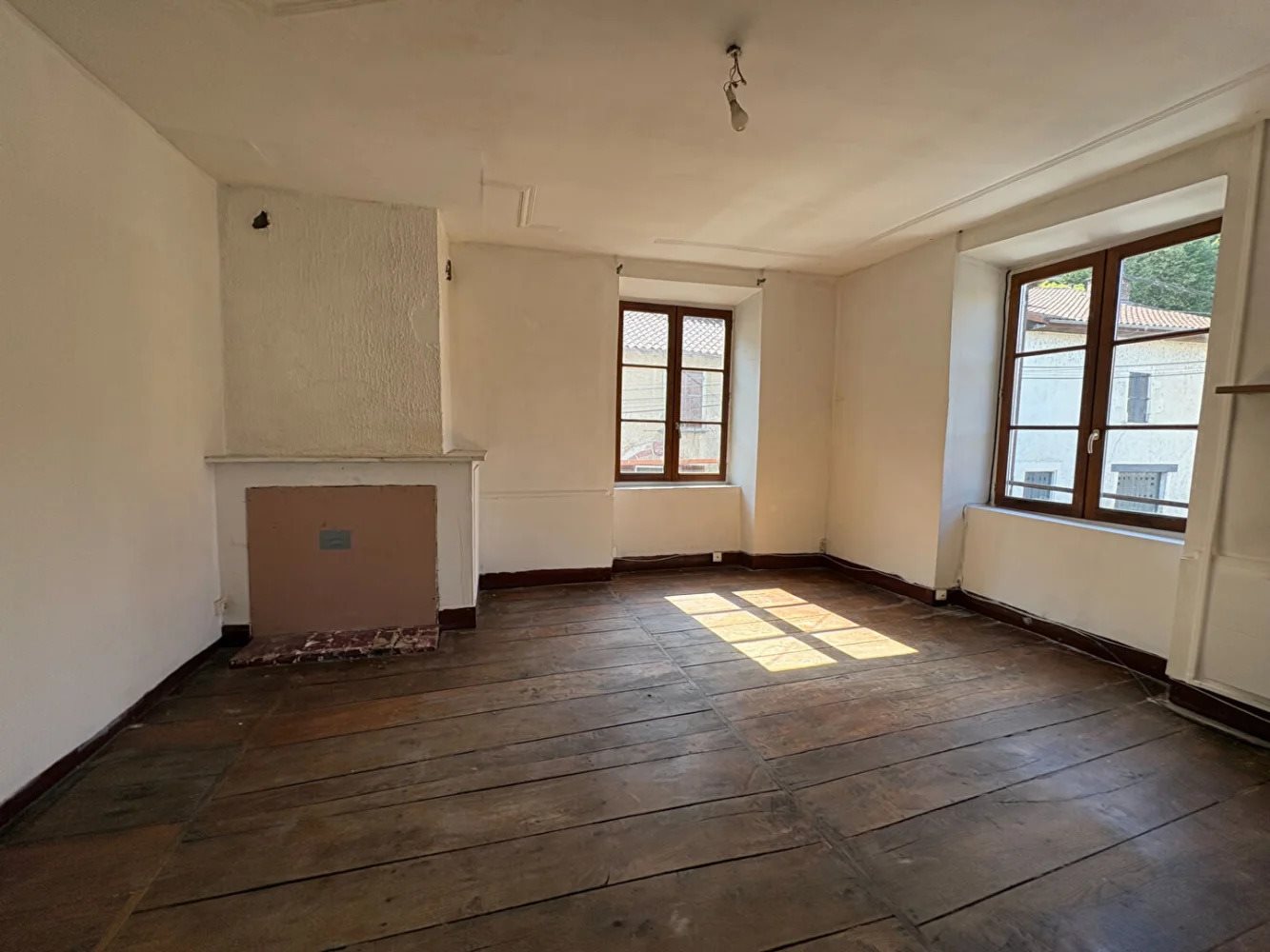 Appartement à louer, 85m², Saint-Léonard-de-Noblat
