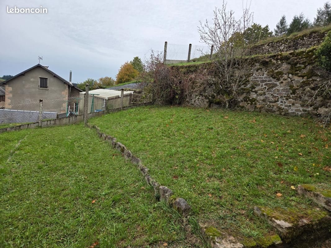 Maison à vendre, 141m², Bugeat