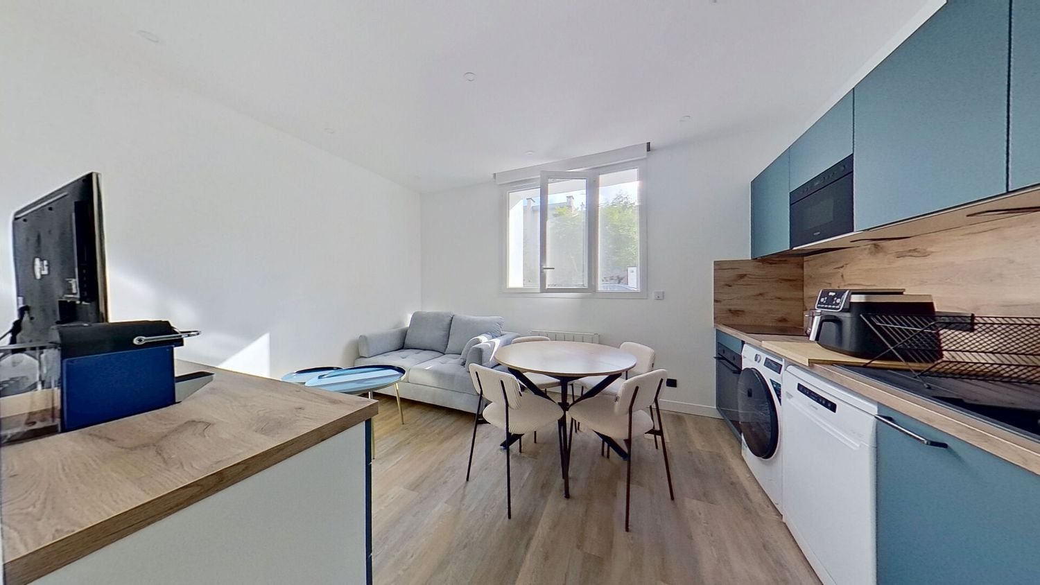 Appartement à louer, 55m², Suresnes