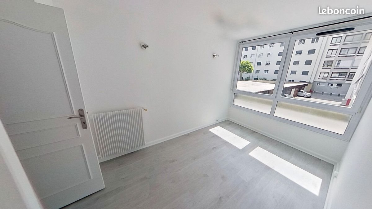 Appartement à louer, 85m², Massy