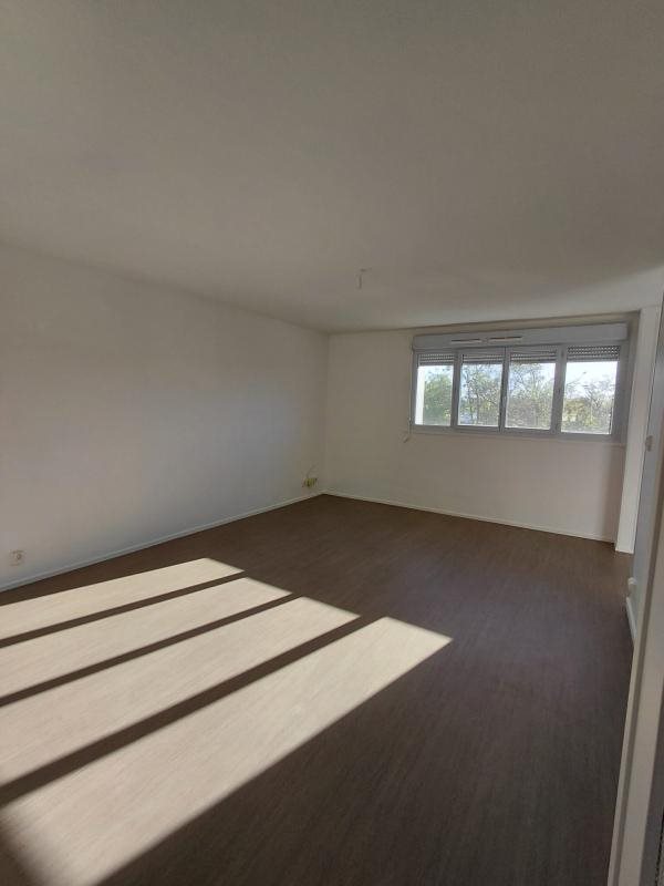 Appartement à louer, 86m², Moulins