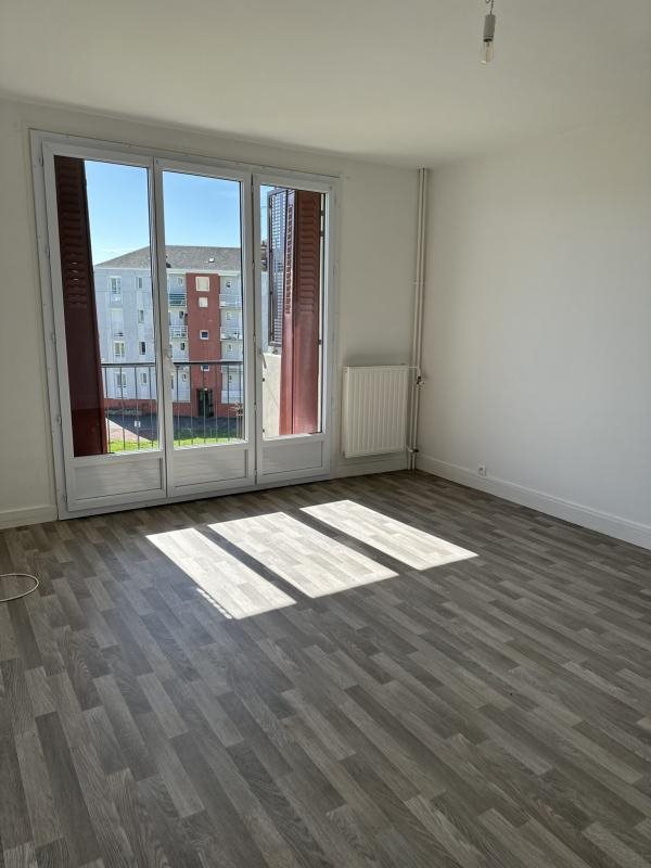 Appartement à louer, 72m², Commentry