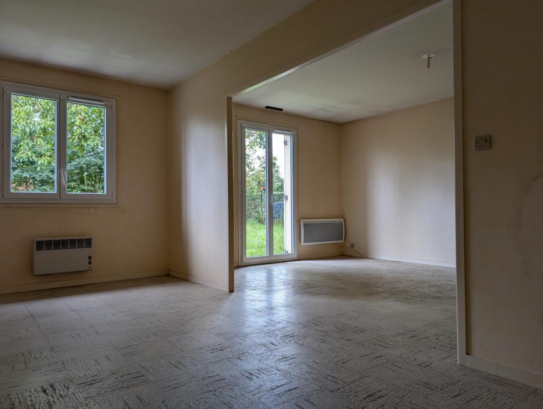 Maison à vendre, 85m², Saint-Amand-Montrond