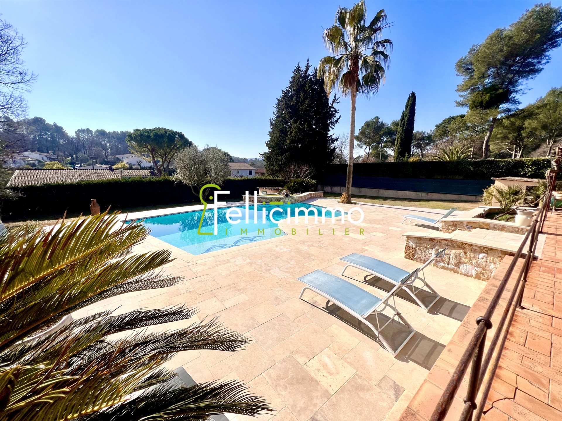 Maison à vendre, 250m², Mouans-Sartoux