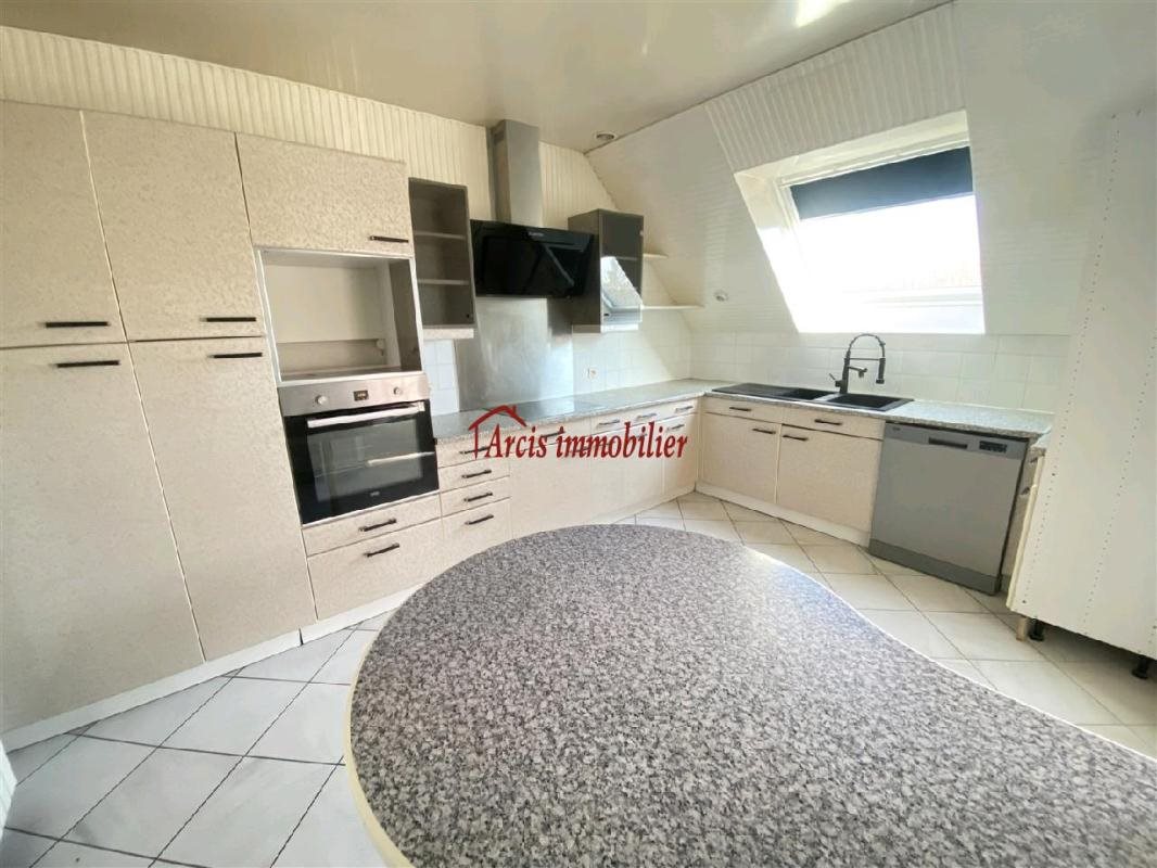 Maison à vendre, 140m², Mailly-le-Camp