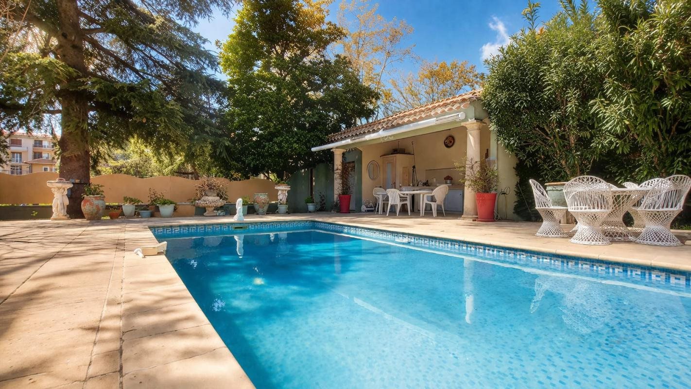 Maison à vendre, 222m², Draguignan