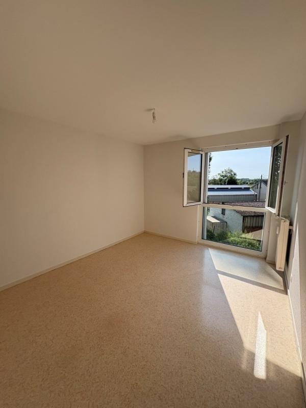 Appartement à louer, 77m², Pontailler-sur-Saône
