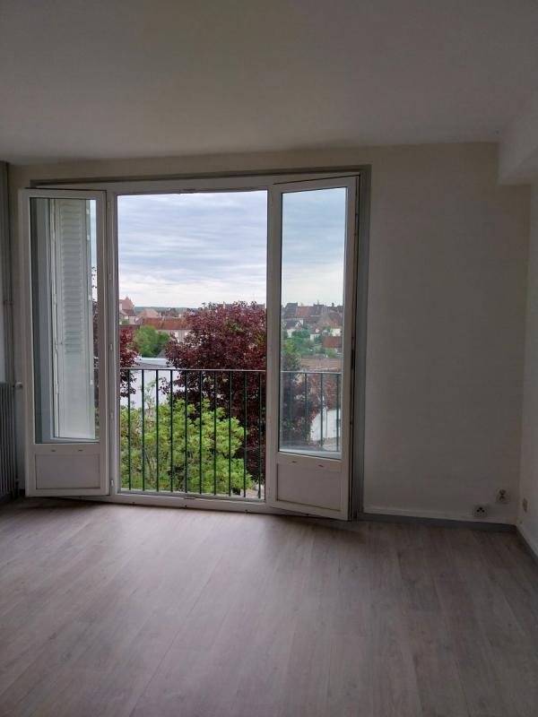 Appartement à louer, 76m², Arnay-le-Duc