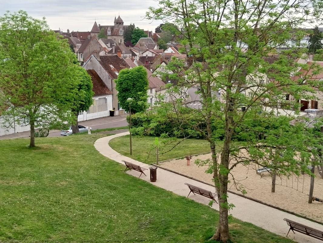 Appartement à louer, 76m², Arnay-le-Duc