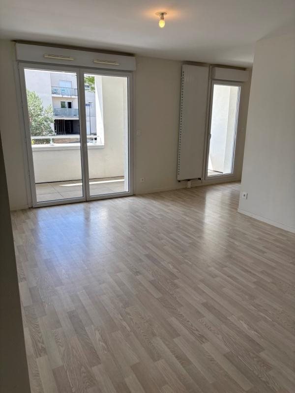 Appartement à louer, 75m², Saint-Apollinaire