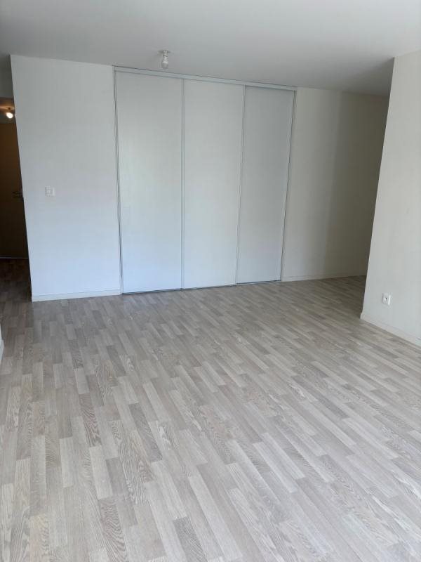 Appartement à louer, 75m², Saint-Apollinaire