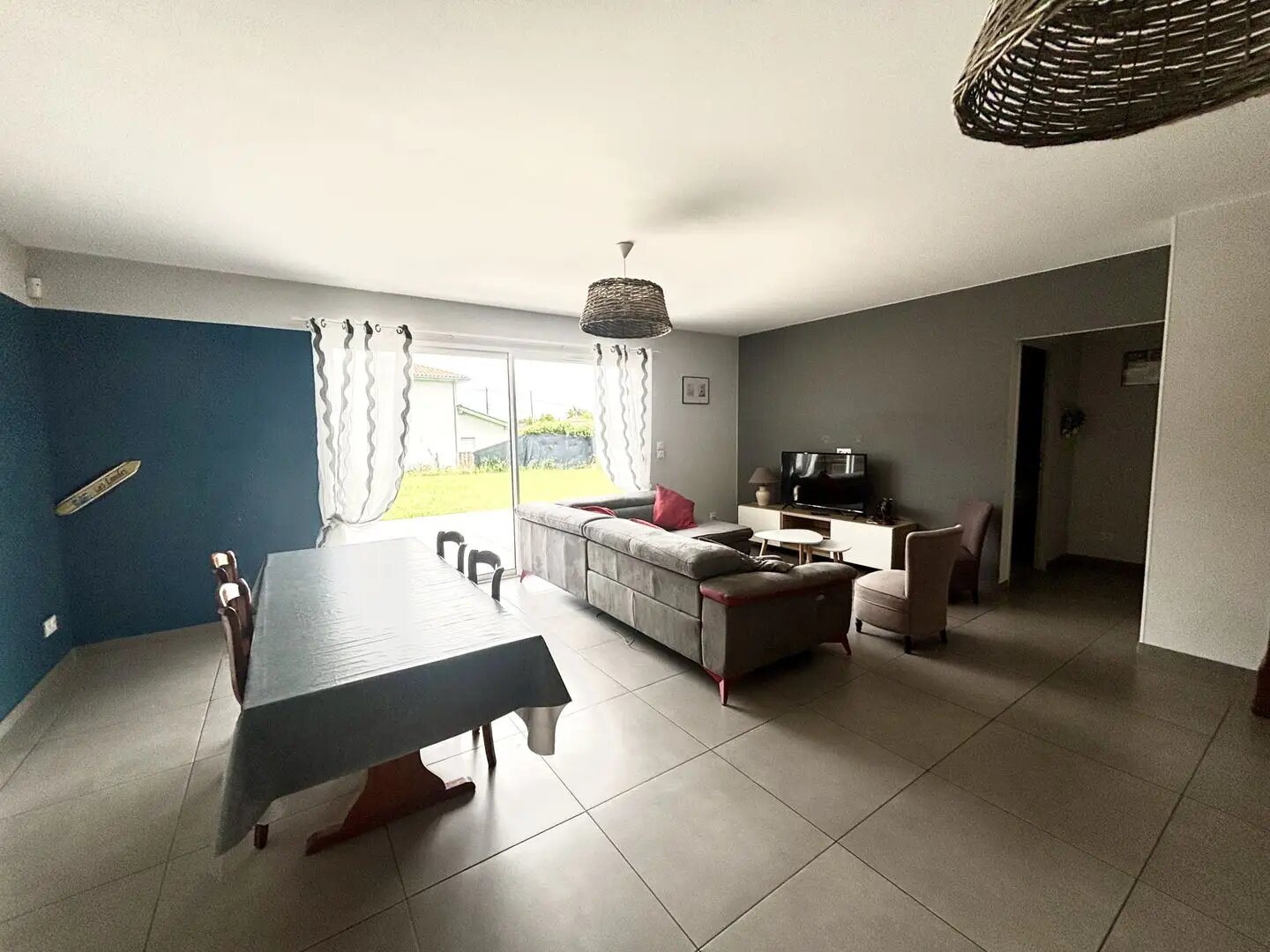 Maison à louer, 106m², Saubrigues