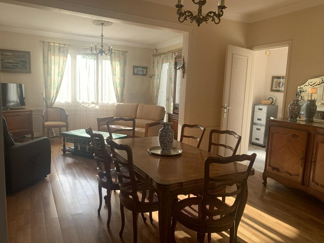 Maison à vendre, 141m², Pluvigner