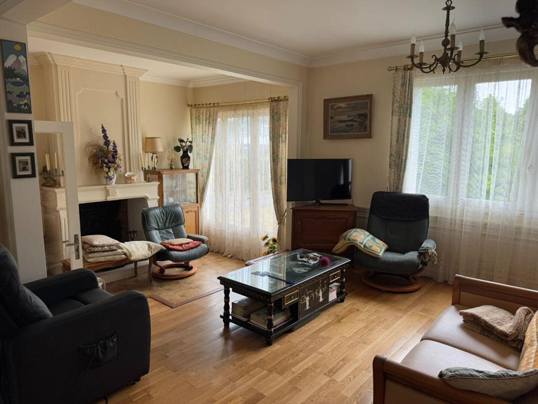 Maison à vendre, 141m², Pluvigner