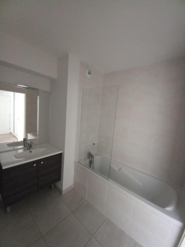 Appartement à louer, 69m², Armentières