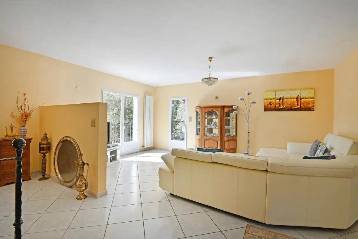 Maison à vendre, 235m², Nîmes