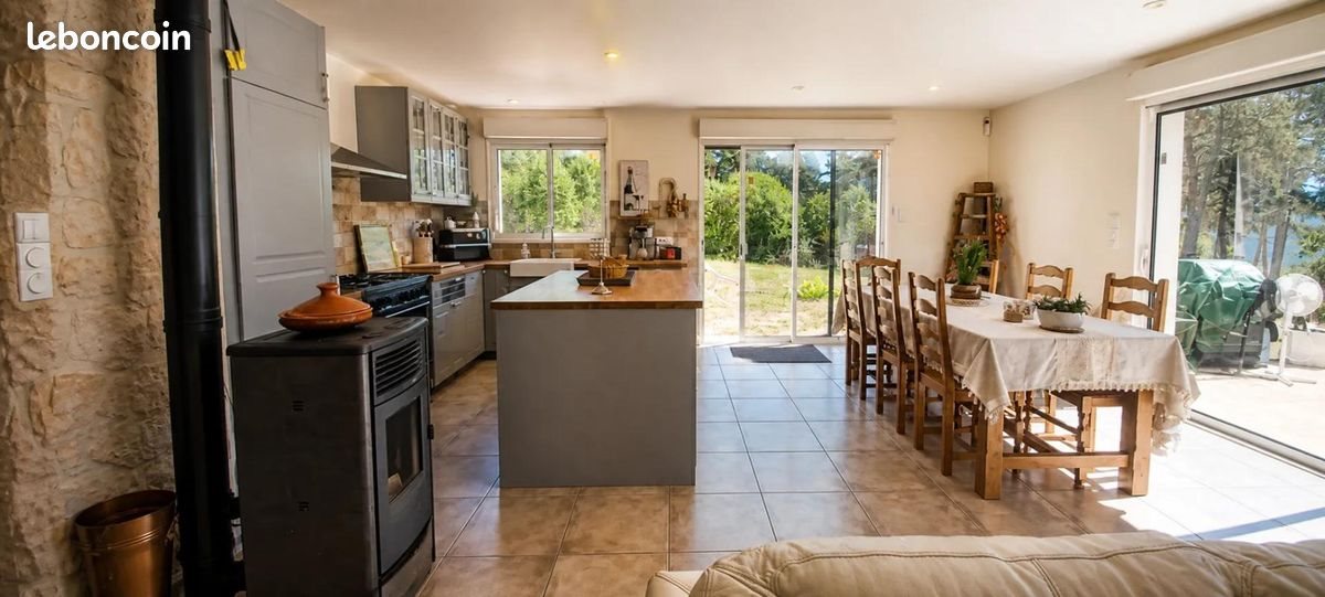 Maison à vendre, 108m², Neuvéglise