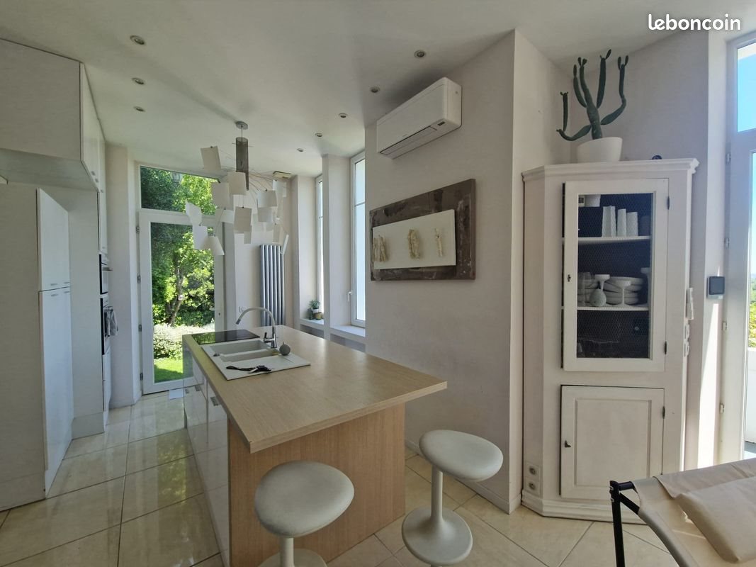 Maison à louer, 158m², Neyron