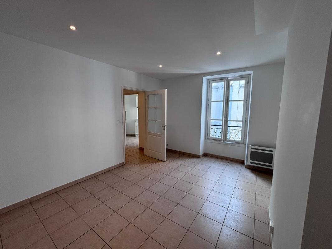 Appartement à louer, 55m², Marseille 1er