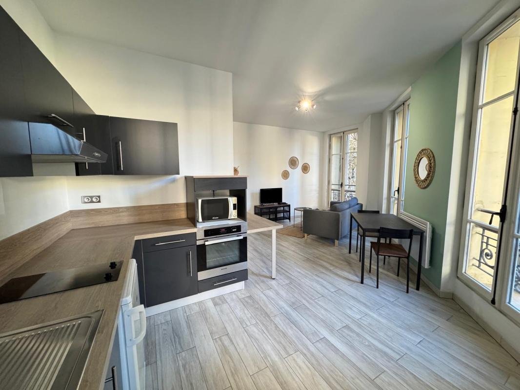 Appartement à louer, 48m², Marseille 2ème
