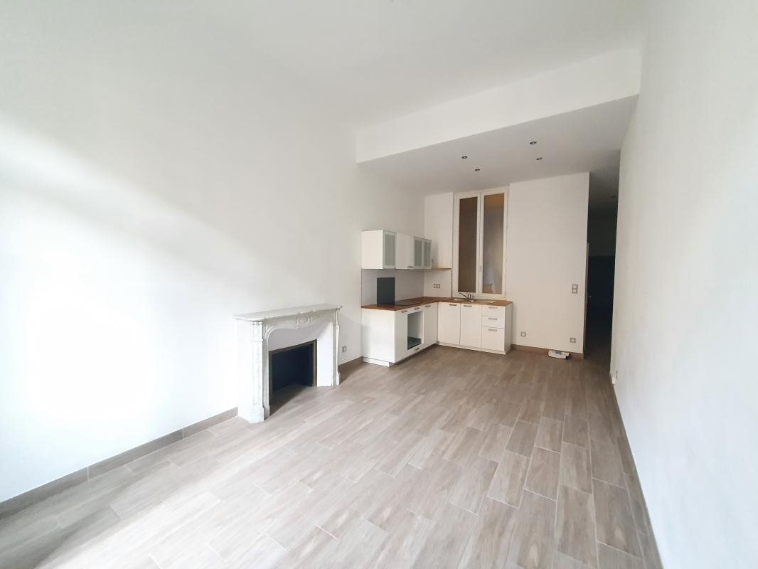 Appartement à louer, 53m², Marseille 1er